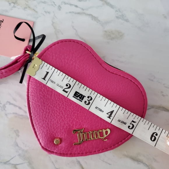 New Juicy Couture Heart Wristlet 💝 - Picture 12 of 12